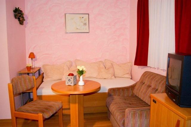 Hotel Schonunger Bucht Waigolshausen エクステリア 写真
