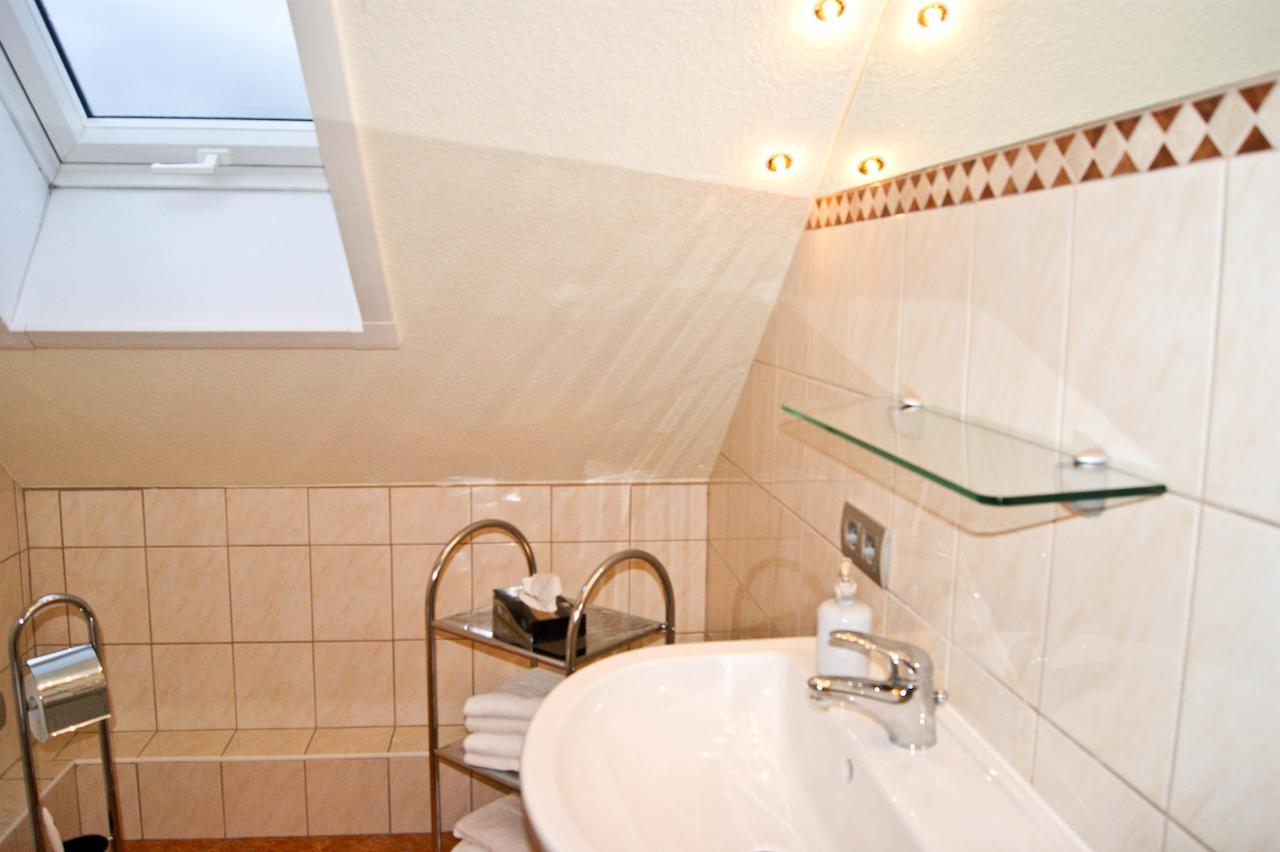 Hotel Schonunger Bucht Waigolshausen 部屋 写真