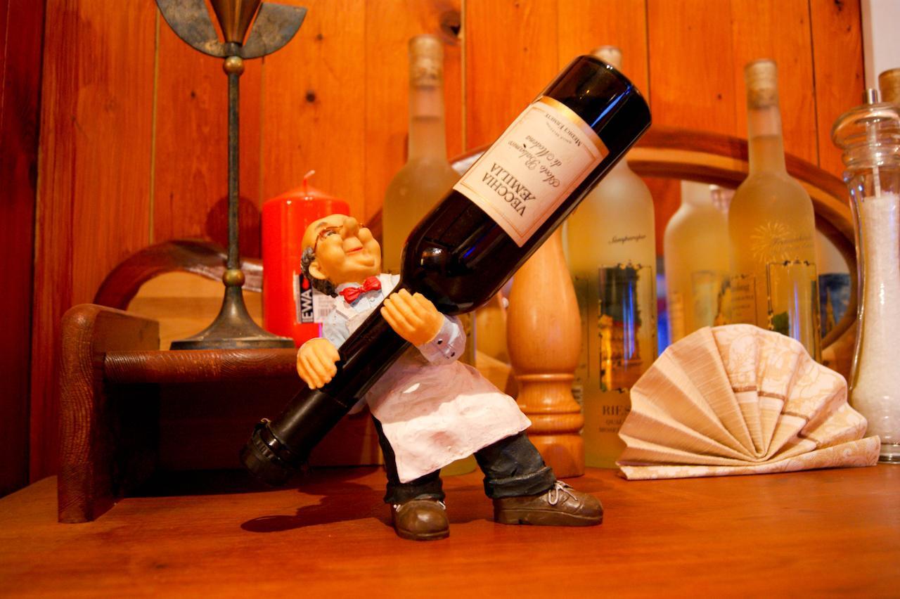 Hotel Schonunger Bucht Waigolshausen エクステリア 写真
