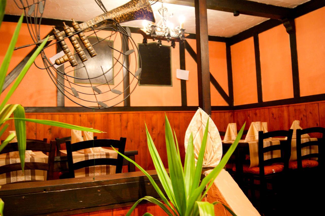 Hotel Schonunger Bucht Waigolshausen エクステリア 写真